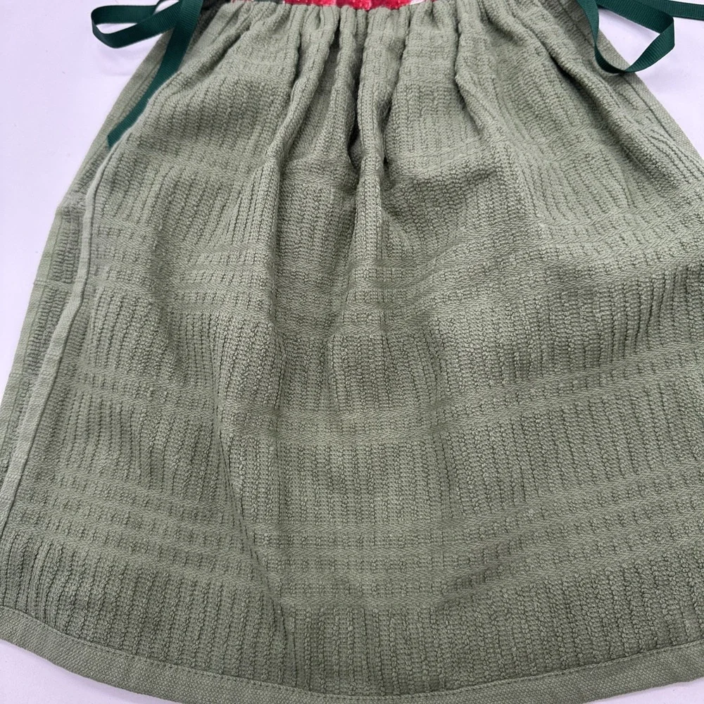 **NEW** Sonoma Strawberries Oven Door Dress Kitchen Towel New Tags